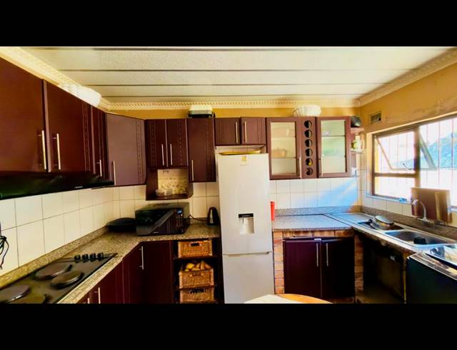 3 BEDROOM HOUSE FOR SALE IN CLERMONT